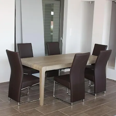 260sqm In With A Sea View *