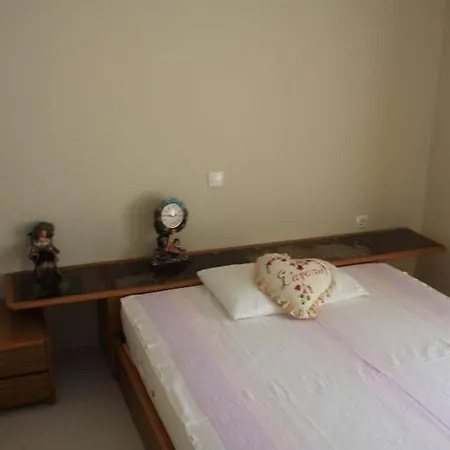 Villa 260sqm In With A Sea View Loutráki